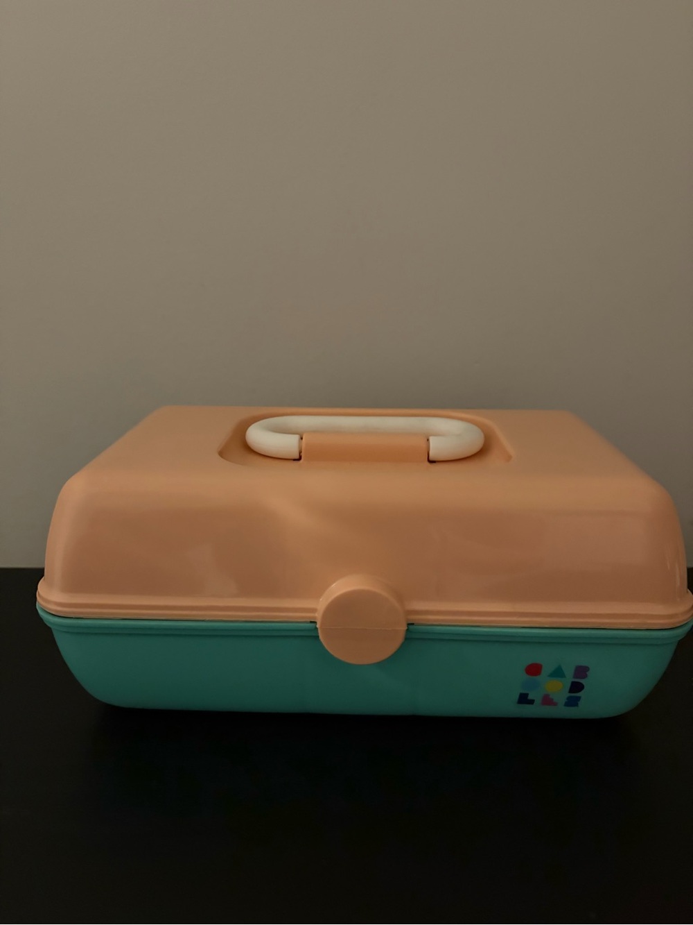Mini caboodle box